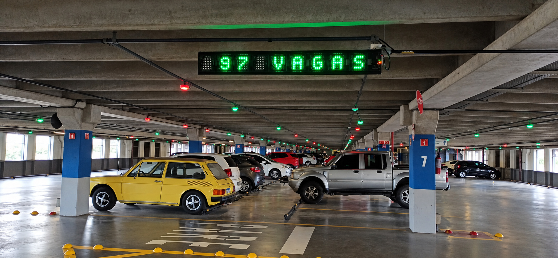 Car park with Freedom 3 display and green and red occupancy sensors